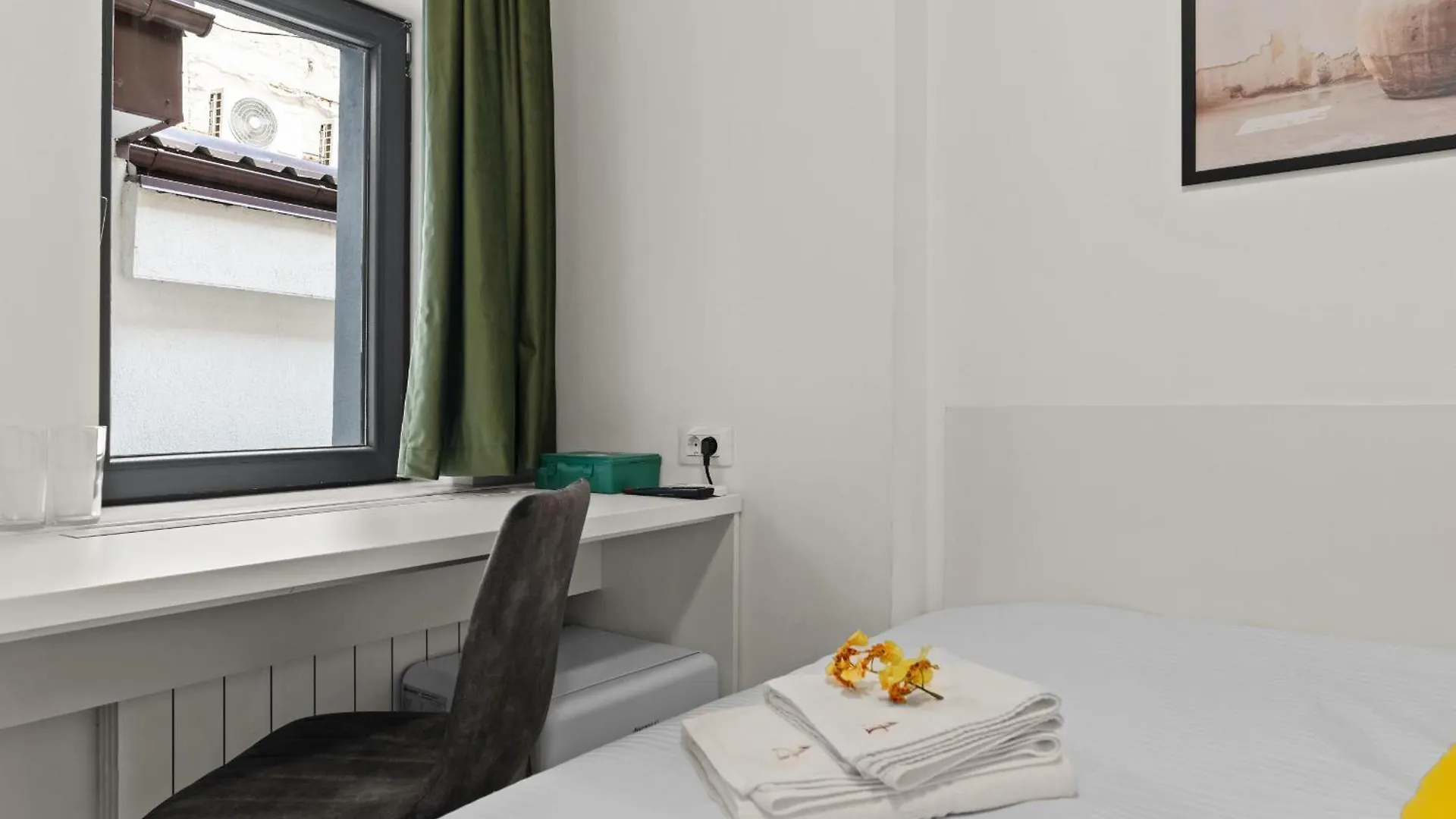 Apartment Continental Studio Bucharest